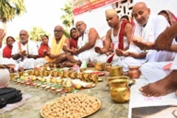 बिहार: पितृपक्ष के पूर्व मोक्षस्थली गया में सन्नाटा, ऑनलाइन पिंडदान के विरोध में पंडासमाज